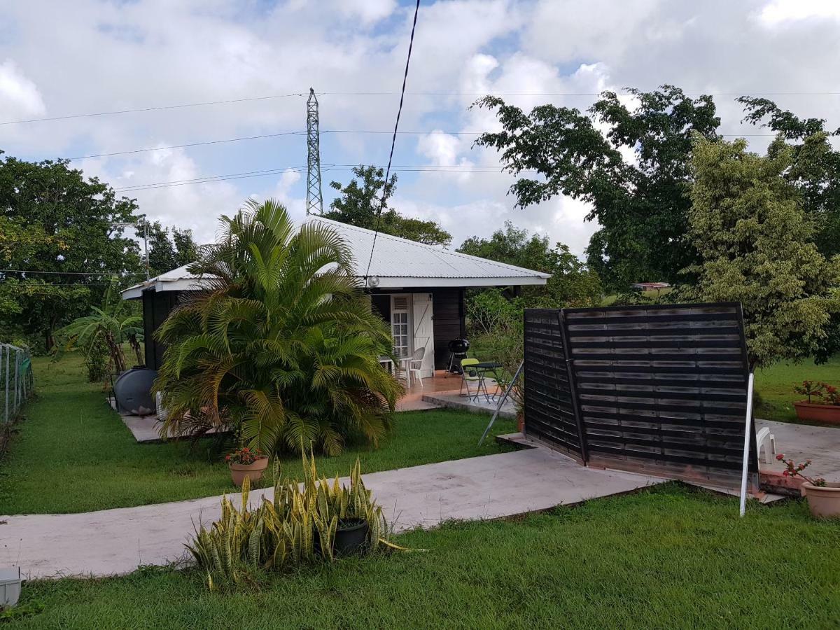 Bungalow Bassin Trouve Sainte-Anne  Exterior photo